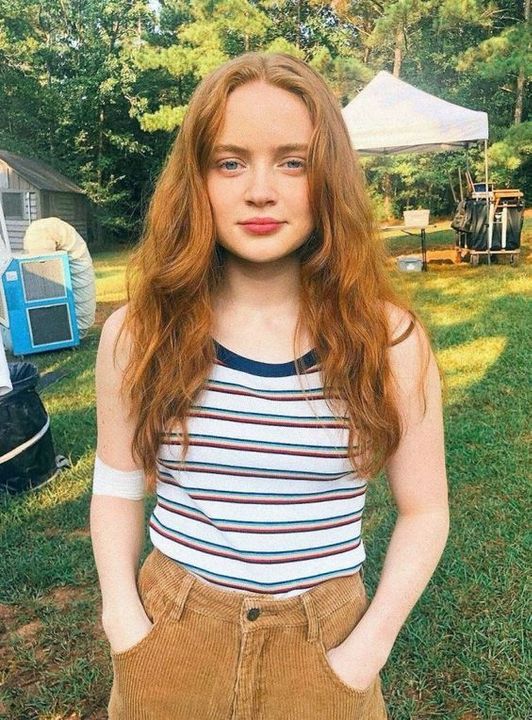 sadie sink ass