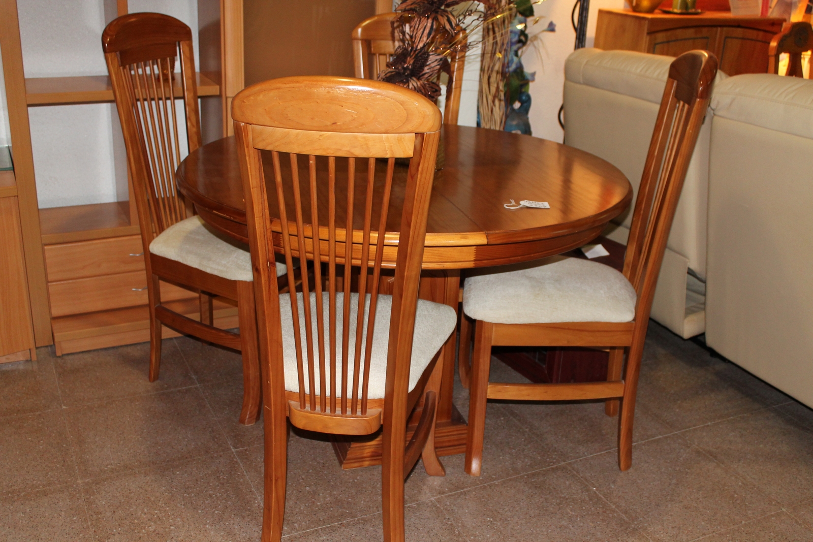 second hand dining table with chairs