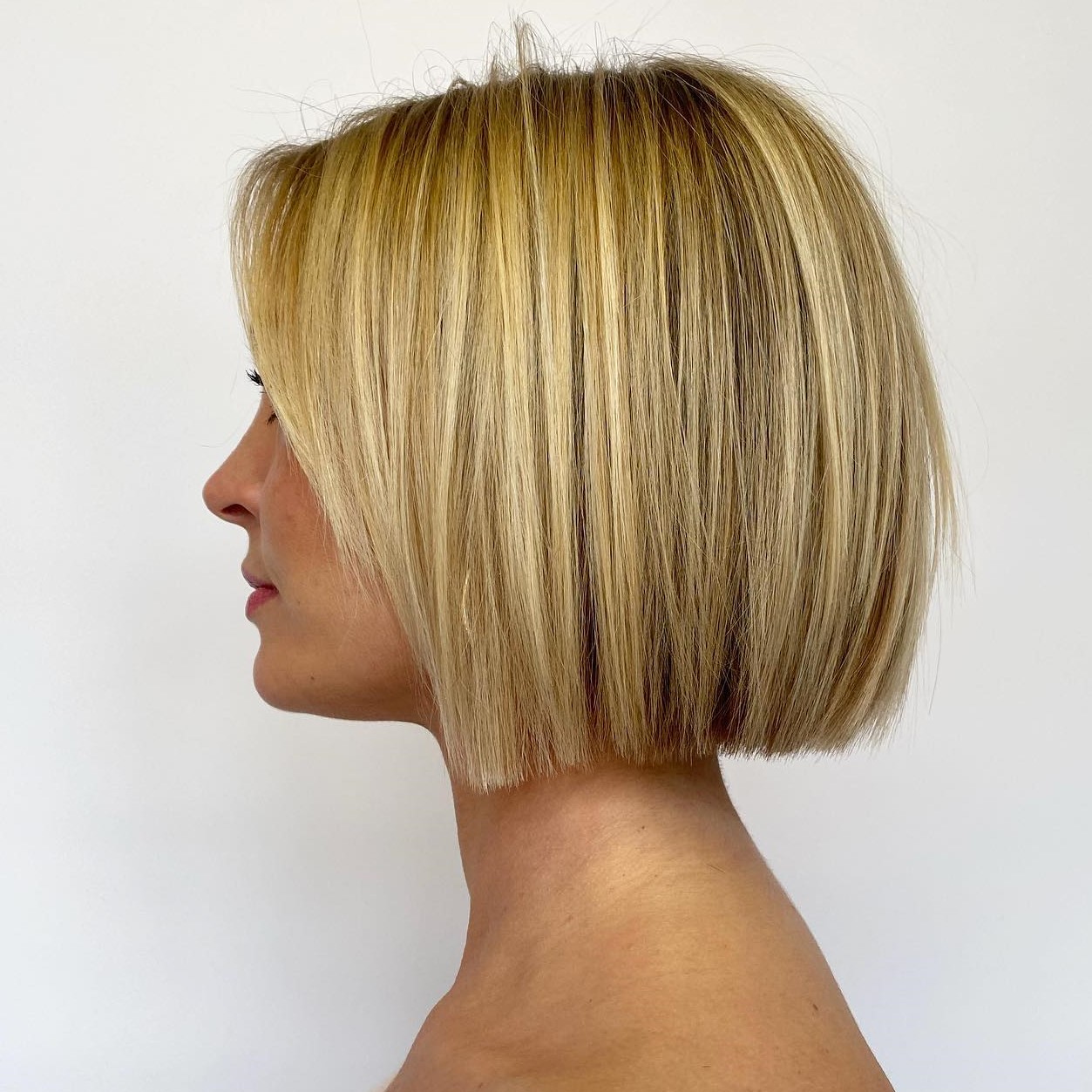 short blonde brown hairstyles