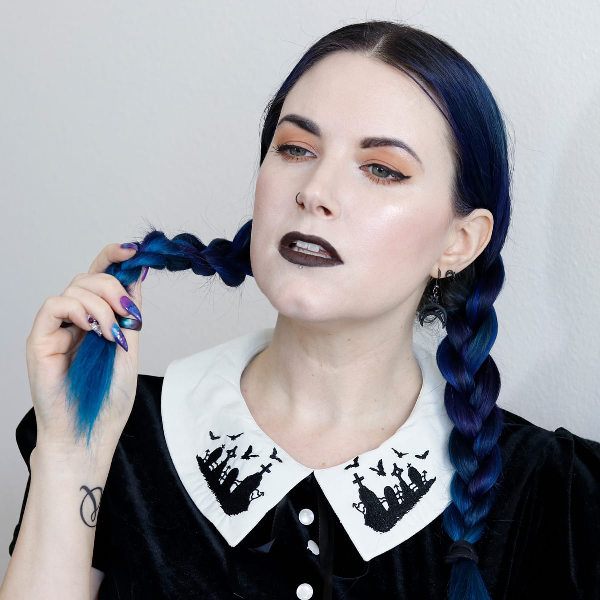 simple goth makeup