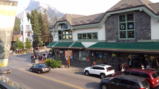 spaghetti factory banff