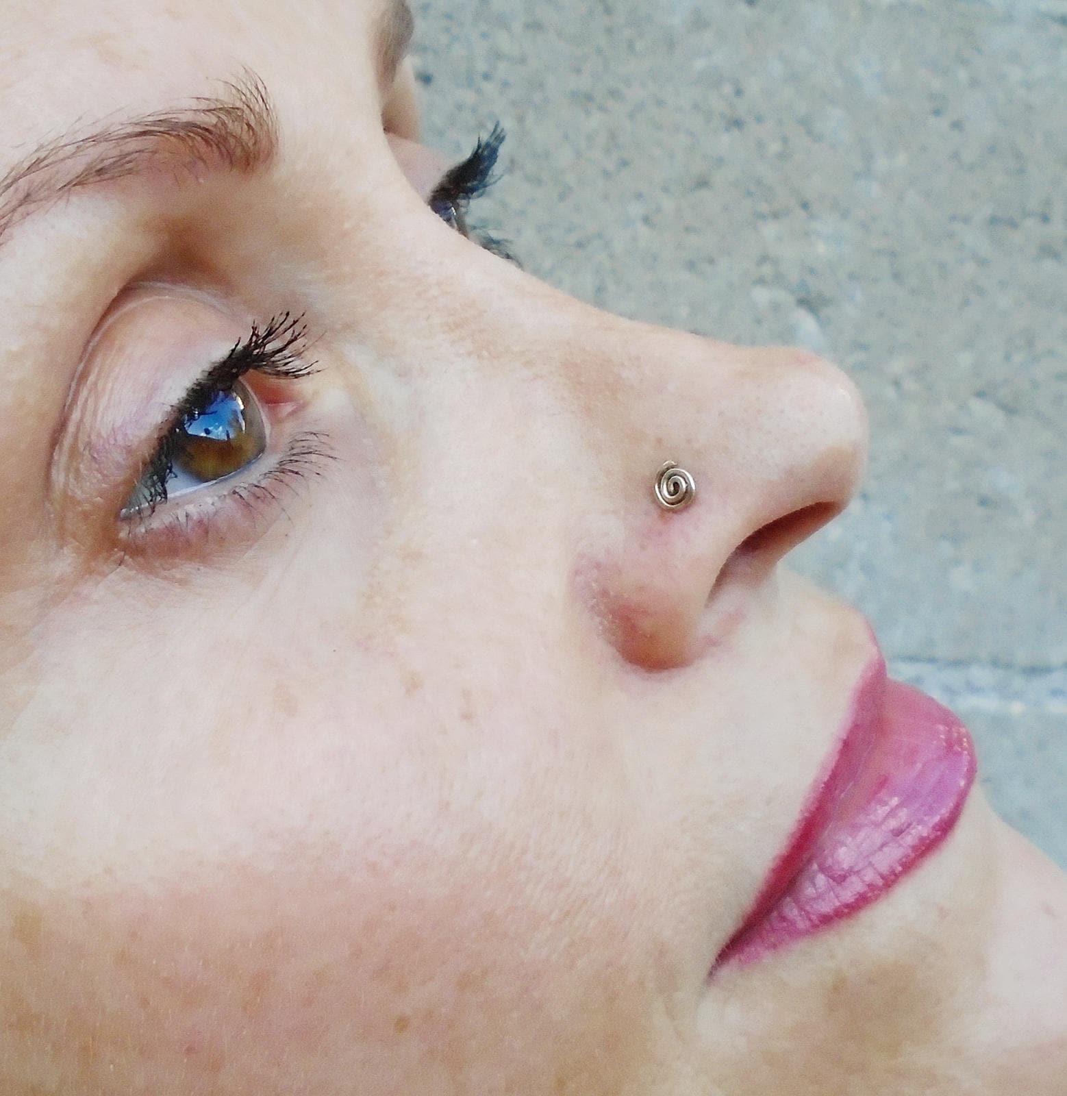 spiral nose piercing