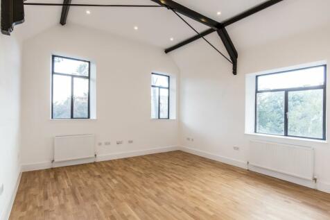 studio flat to let in enfield