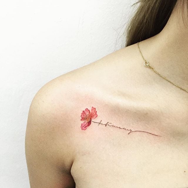 tatuajes en la clavicula mujer