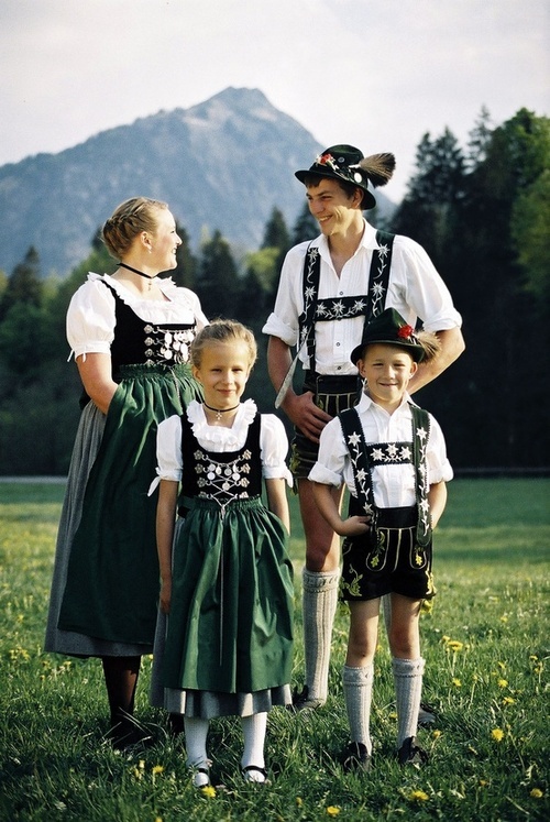 traditional german dress