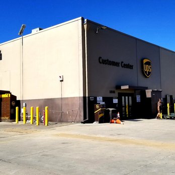 ups locations fresno ca