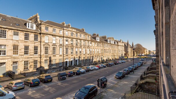 vrbo edinburgh