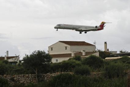 vuelos mahon madrid hoy