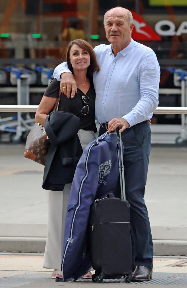 wally lewis new wife