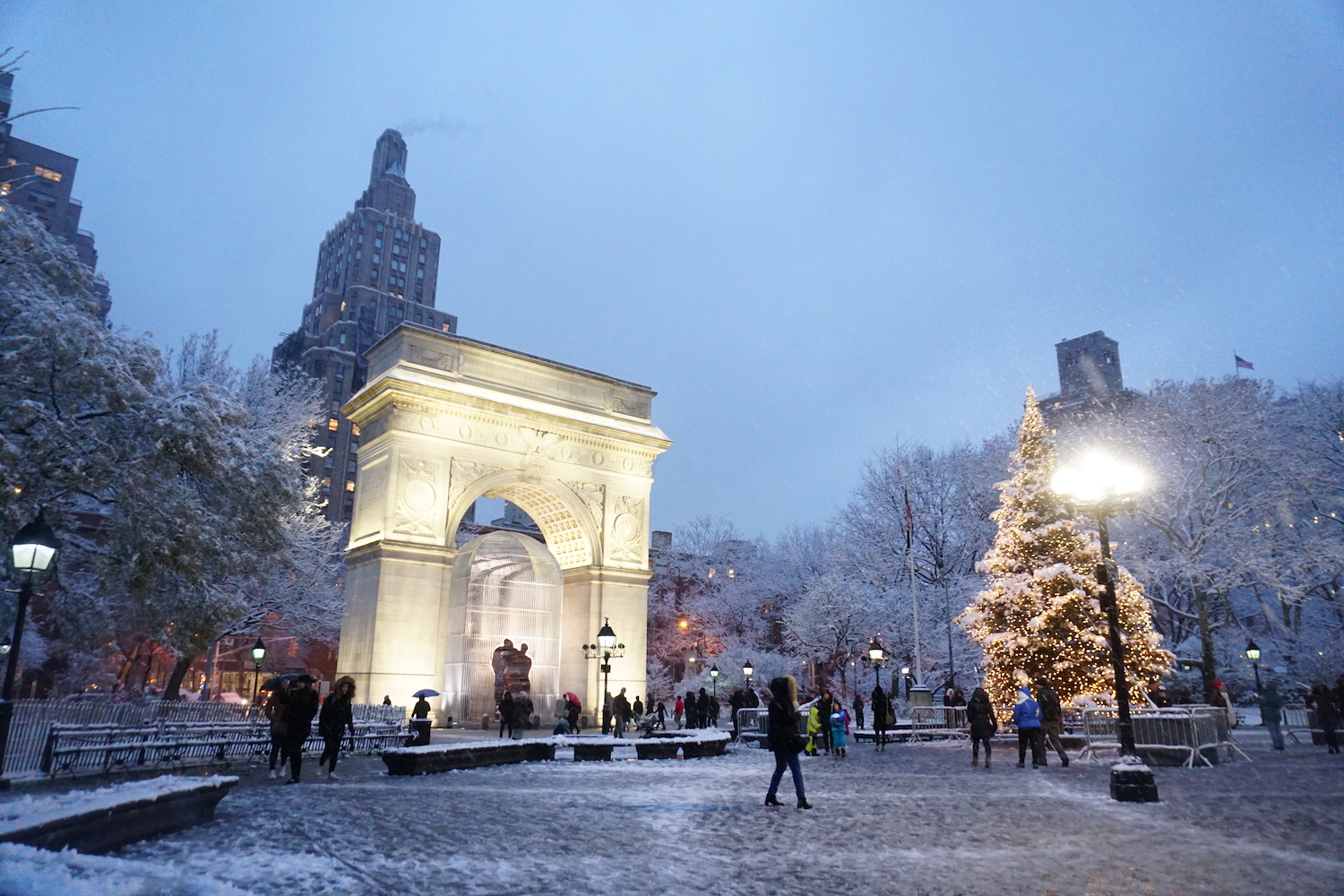 weather in manhattan december