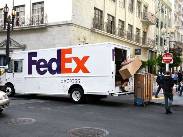 what time do fedex trucks leave in the morning