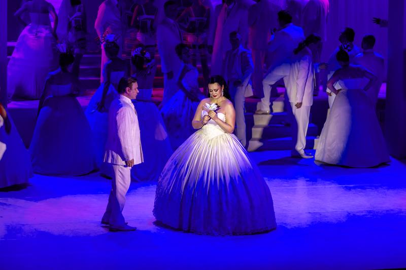 La Traviata streszczenie