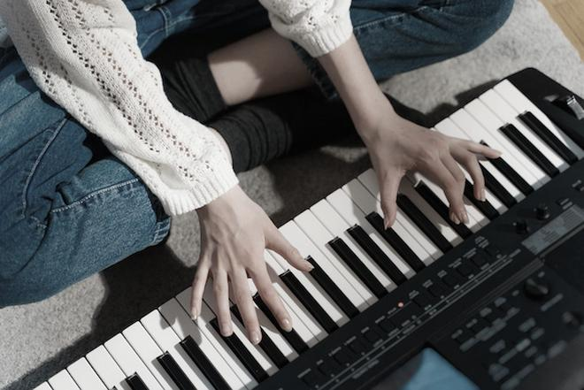 Nauka gry na keyboardzie
